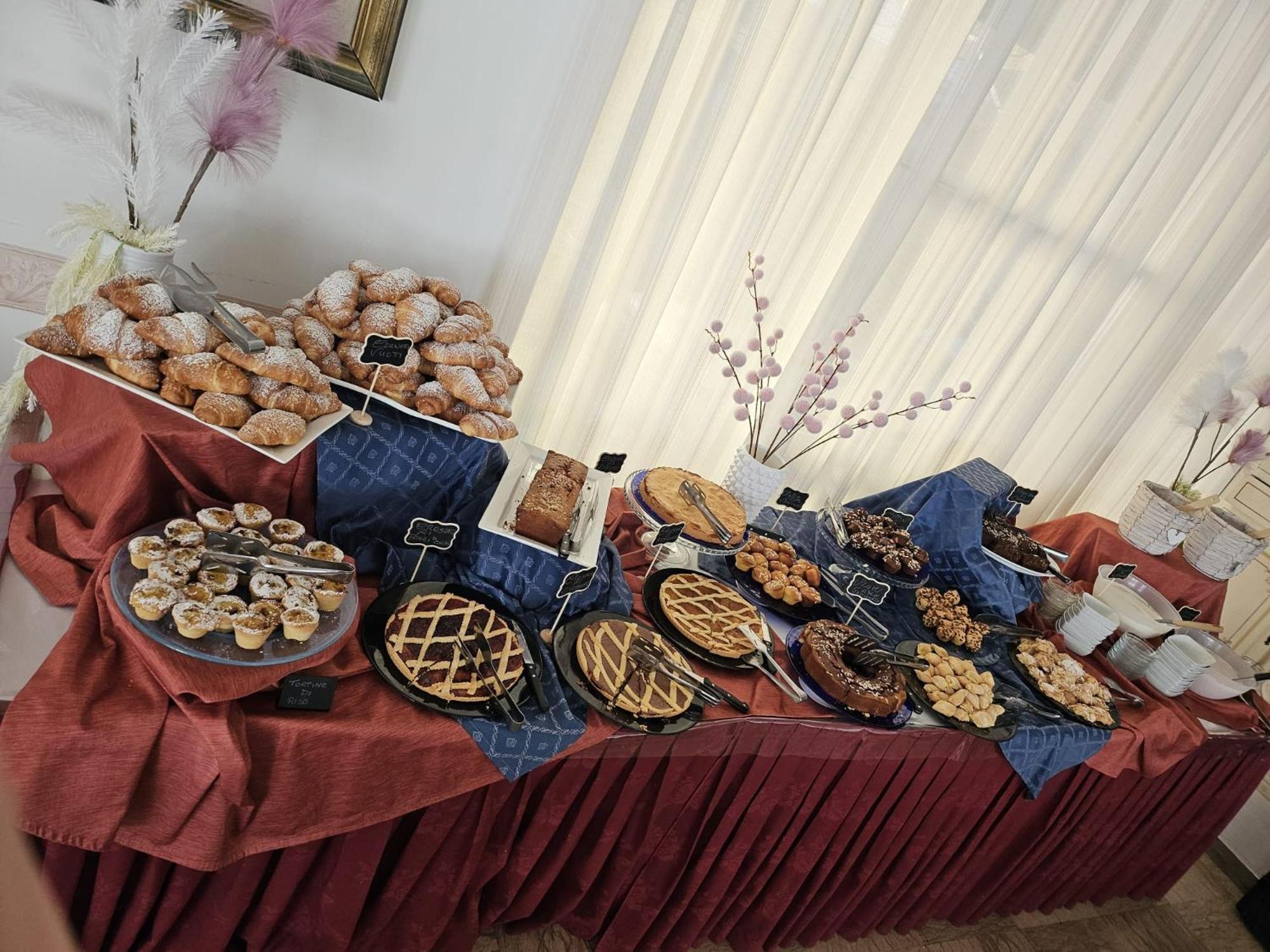 מיסאנו אדריאטיקו Hotel Villa Rosa מראה חיצוני תמונה