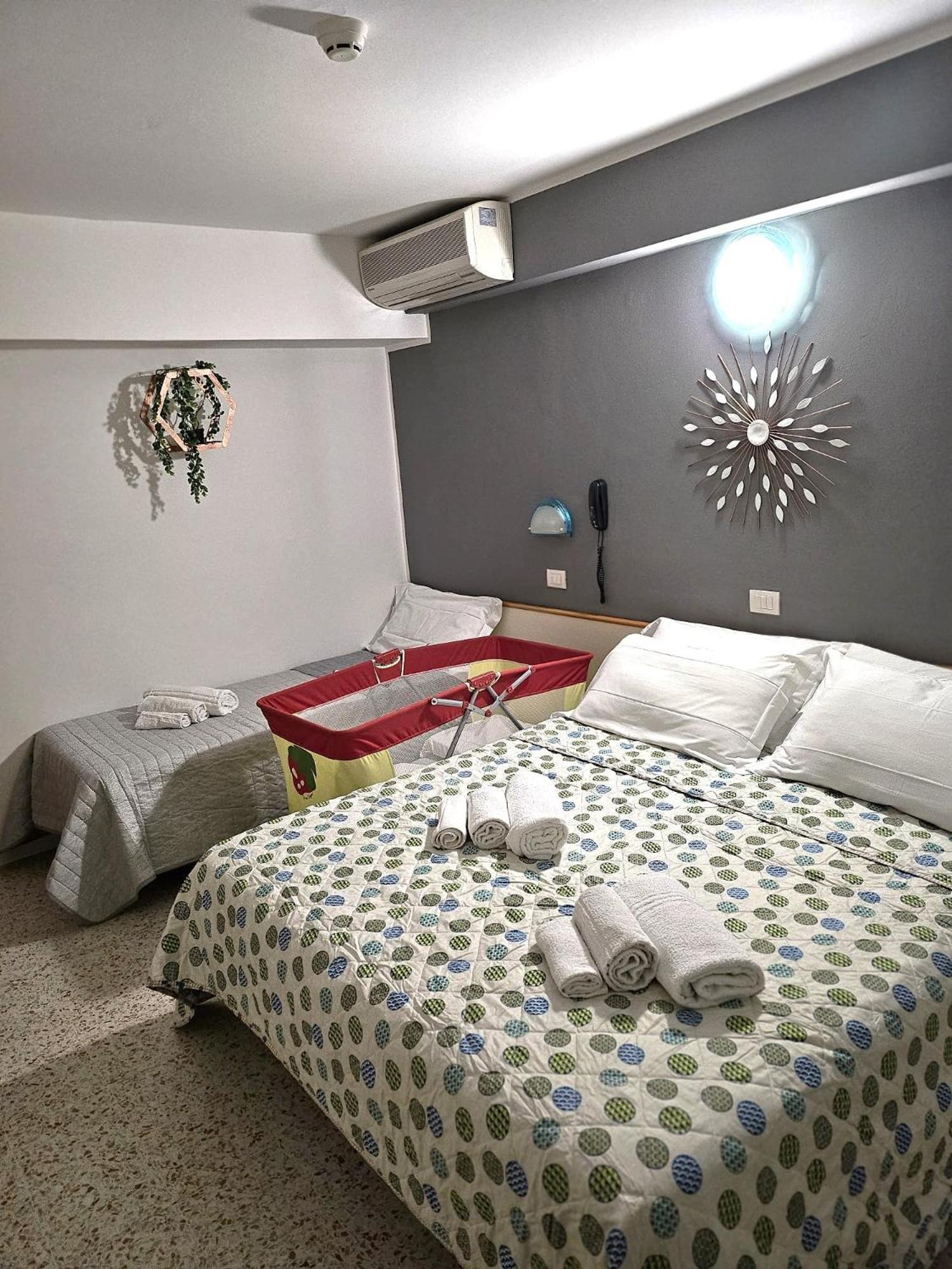 מיסאנו אדריאטיקו Hotel Villa Rosa מראה חיצוני תמונה