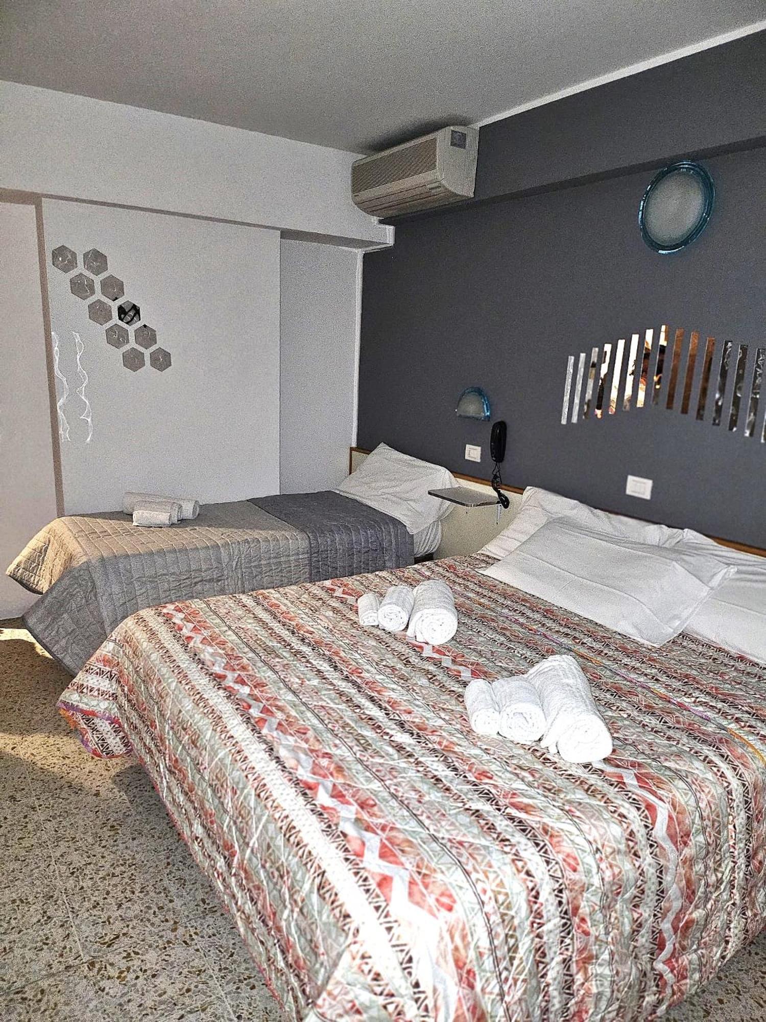 מיסאנו אדריאטיקו Hotel Villa Rosa מראה חיצוני תמונה